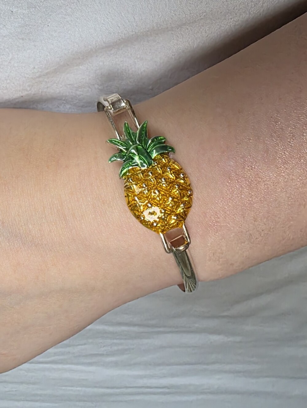 Silver Tone Pineapple Bangle Bracelet with Green Enamel Leaves